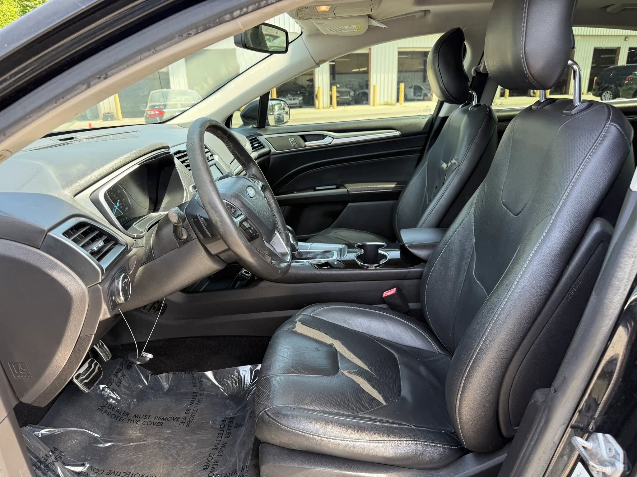 Used 2014 Ford Fusion Titanium AWD/4WD image 2