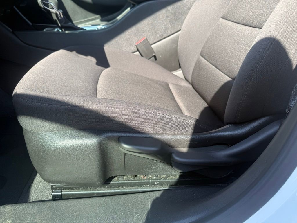 Used 2024 Chevrolet Malibu LS FWD image 12