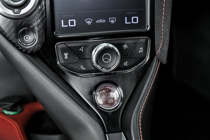 Used 2018 McLaren 720S RWD image 30