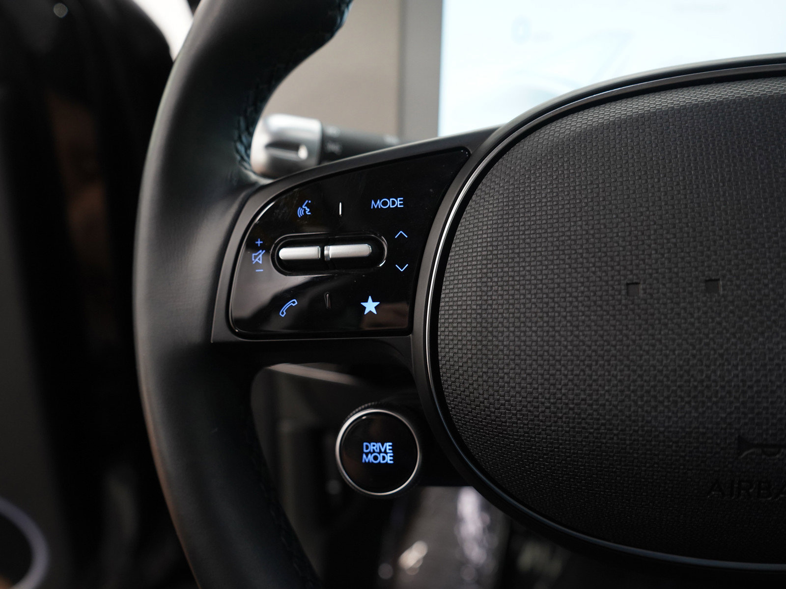 Used 2024 Hyundai Ioniq 5 Limited image 28