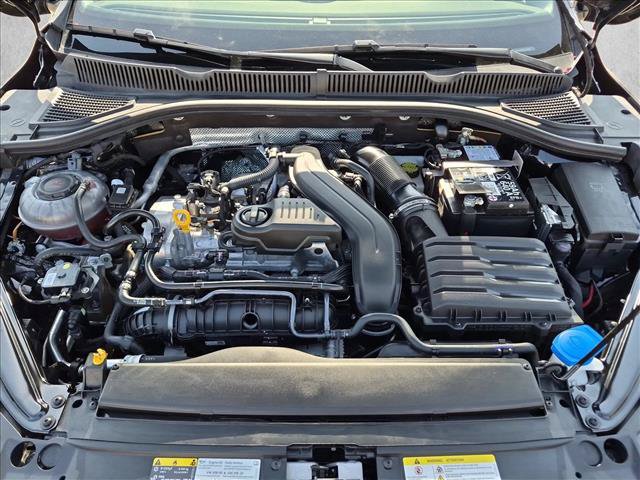 Used 2025 Volkswagen Jetta SE FWD image 23