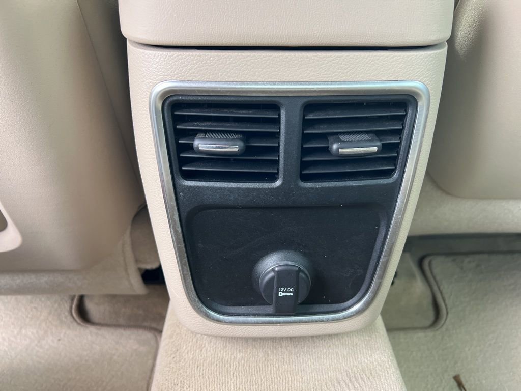 Used 2012 Chrysler 300 Limited image 30