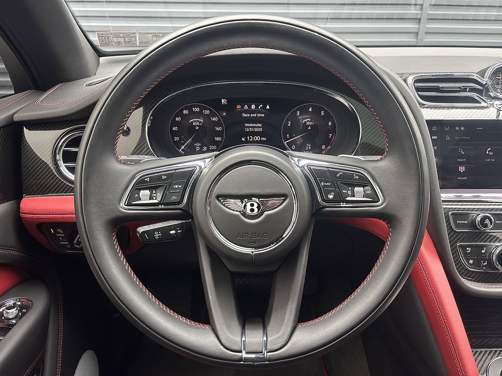 Used 2022 Bentley Bentayga image 12