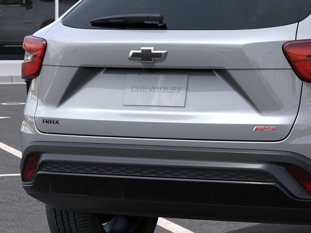 New 2026 Chevrolet Trax RS w/ Driver Confidence Package FWD image 14