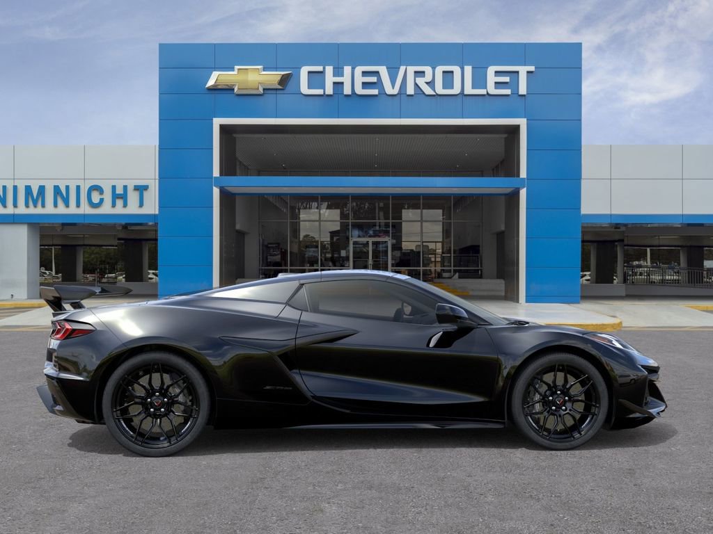 New 2026 Chevrolet Corvette Z06 w/ Z07 Performance Package RWD image 5