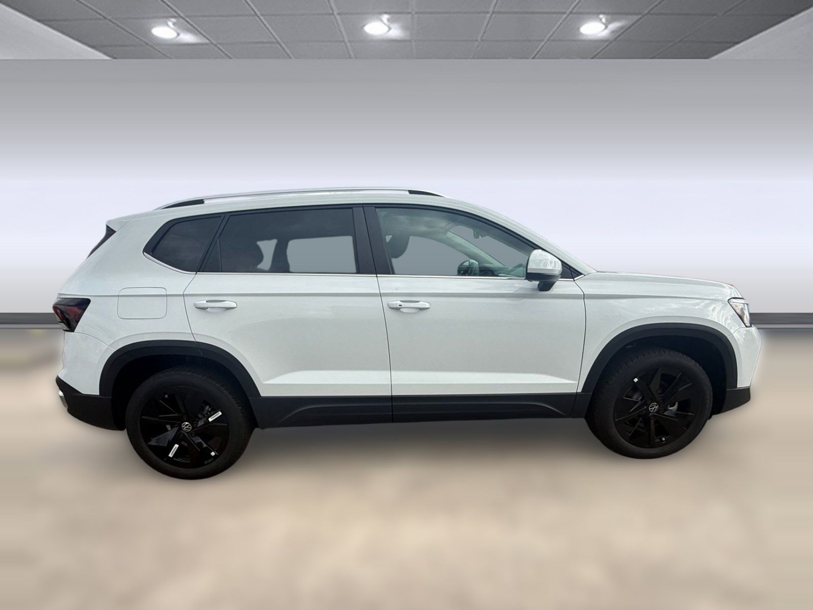 New 2026 Volkswagen Taos SE image 8