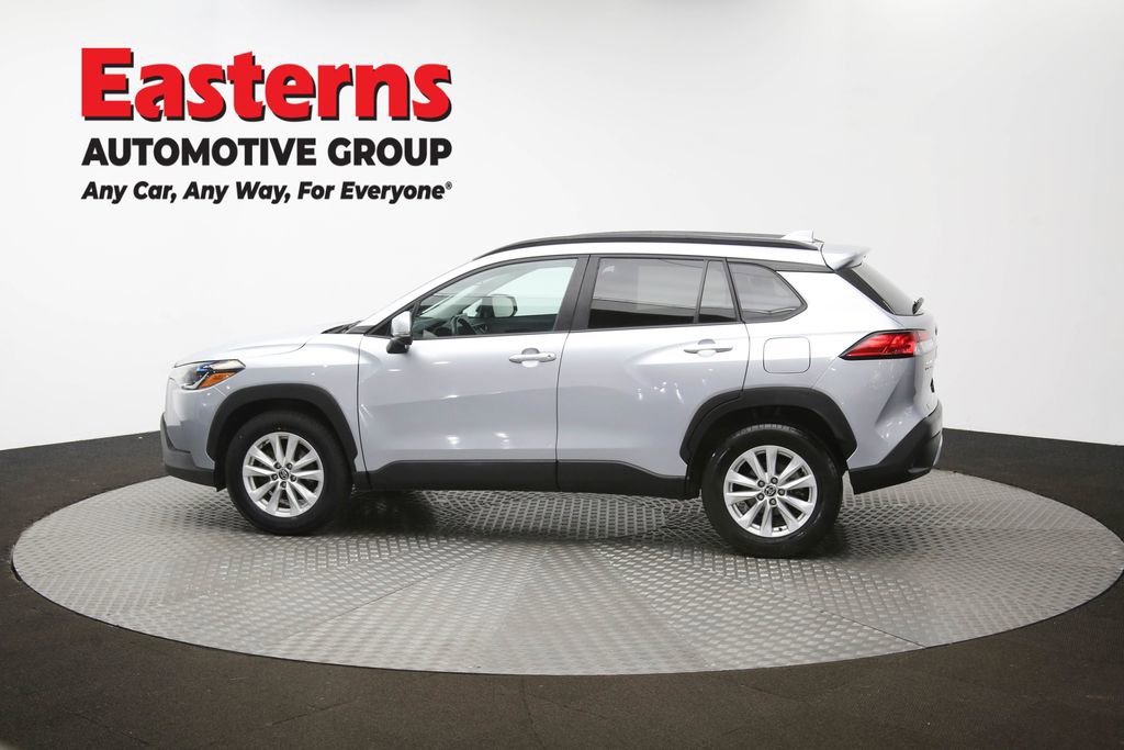 Used 2024 Toyota Corolla Cross LE image 60