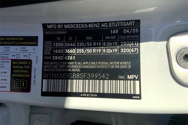 Used 2025 Mercedes-Benz GLC 350e 4MATIC image 30