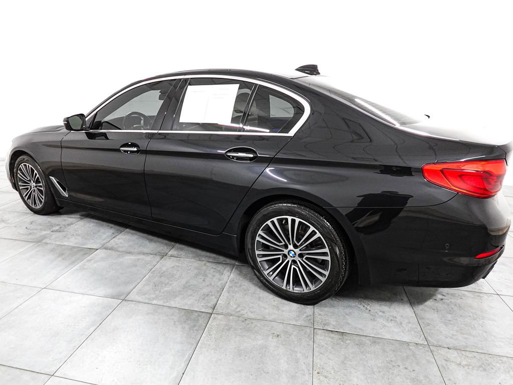 Used 2017 BMW 530i xDrive AWD/4WD image 5