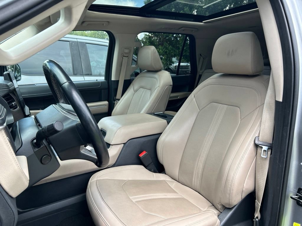 Used 2024 Ford Expedition Limited RWD image 20