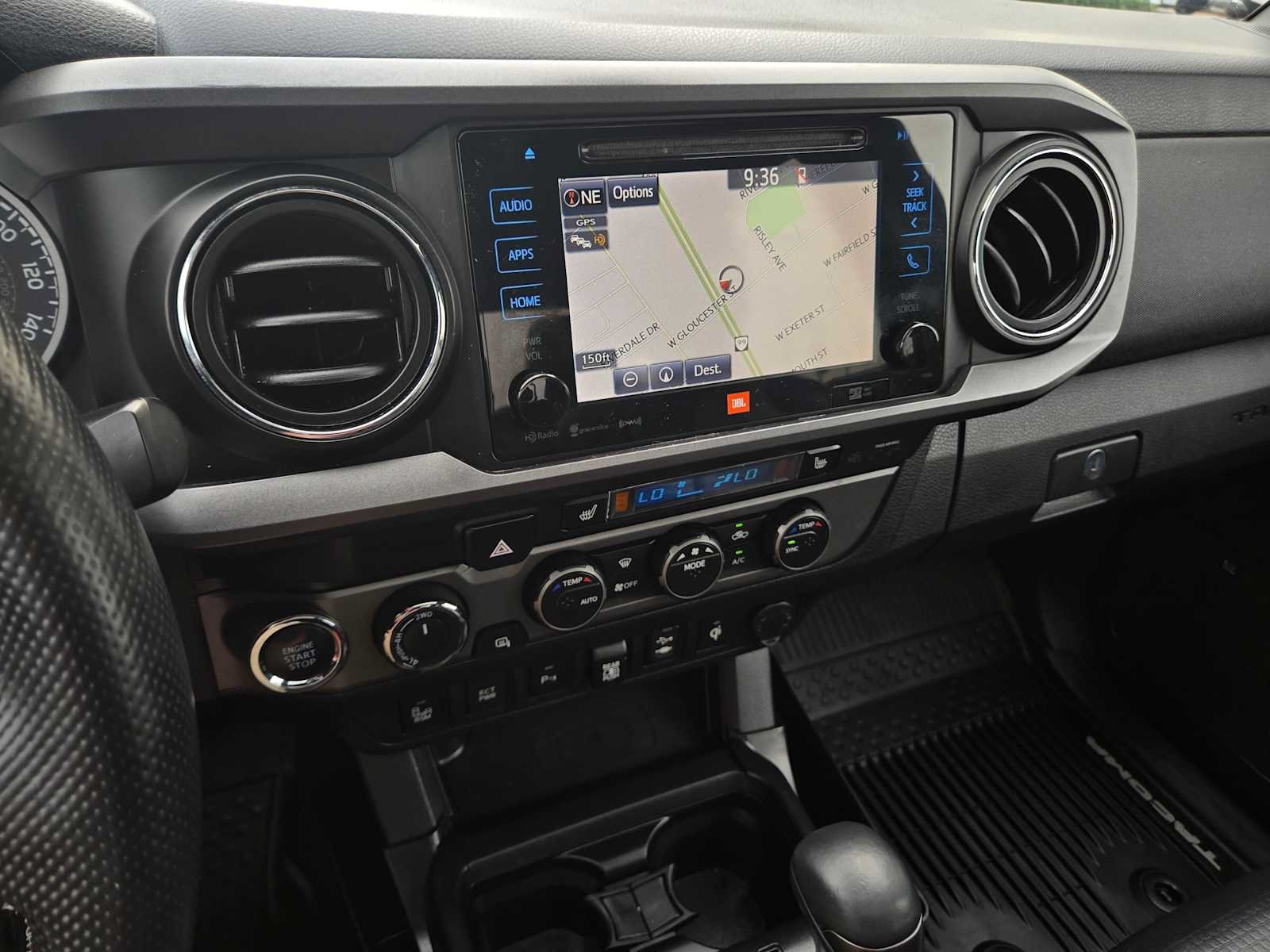 Used 2019 Toyota Tacoma TRD Off-Road AWD/4WD image 30