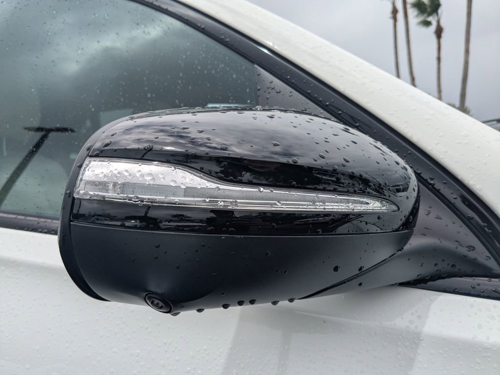 Used 2025 Mercedes-Benz GLE 450e 4MATIC image 24