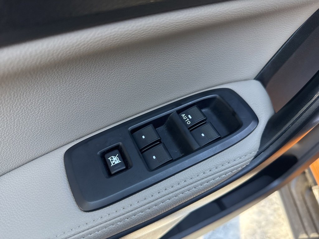 Used 2019 Ford Ranger Lariat w/ Equipment Group 501A Mid image 11