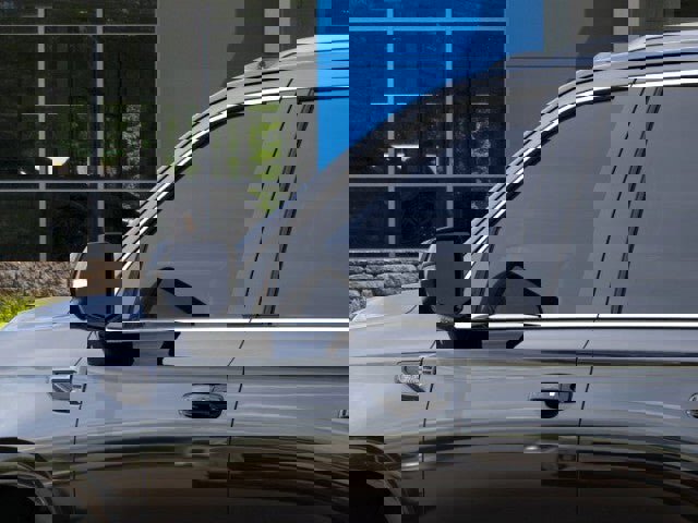 New 2026 GMC Yukon AT4 Ultimate w/ LPO, Floor Liner Package image 12