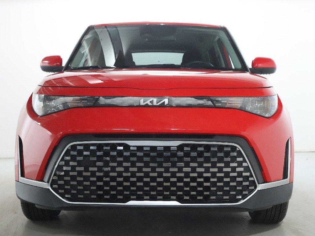 Used 2023 Kia Soul LX w/ LX Technology Package image 6