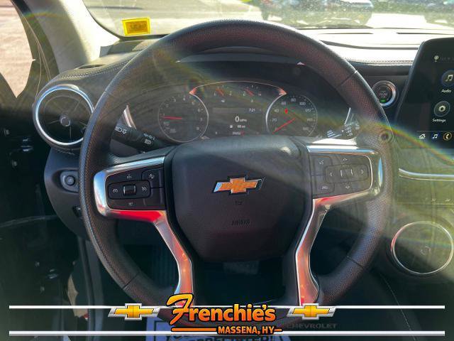 Used 2023 Chevrolet Blazer LT w/ Driver Confidence Package AWD/4WD image 13