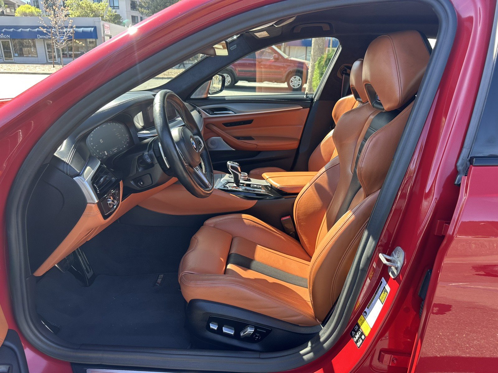 Used 2020 BMW M5 w/ Executive Package image 17