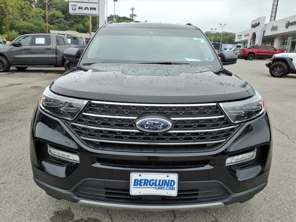 Used 2022 Ford Explorer XLT w/ Equipment Group 202A AWD/4WD image 9