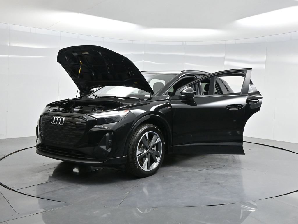Used 2024 Audi Q4 e-tron Premium Plus w/ Premium Plus image 58
