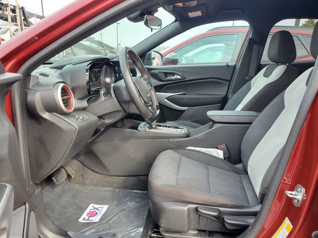 Certified 2024 Chevrolet Trax RS w/ Driver Confidence Package image 18