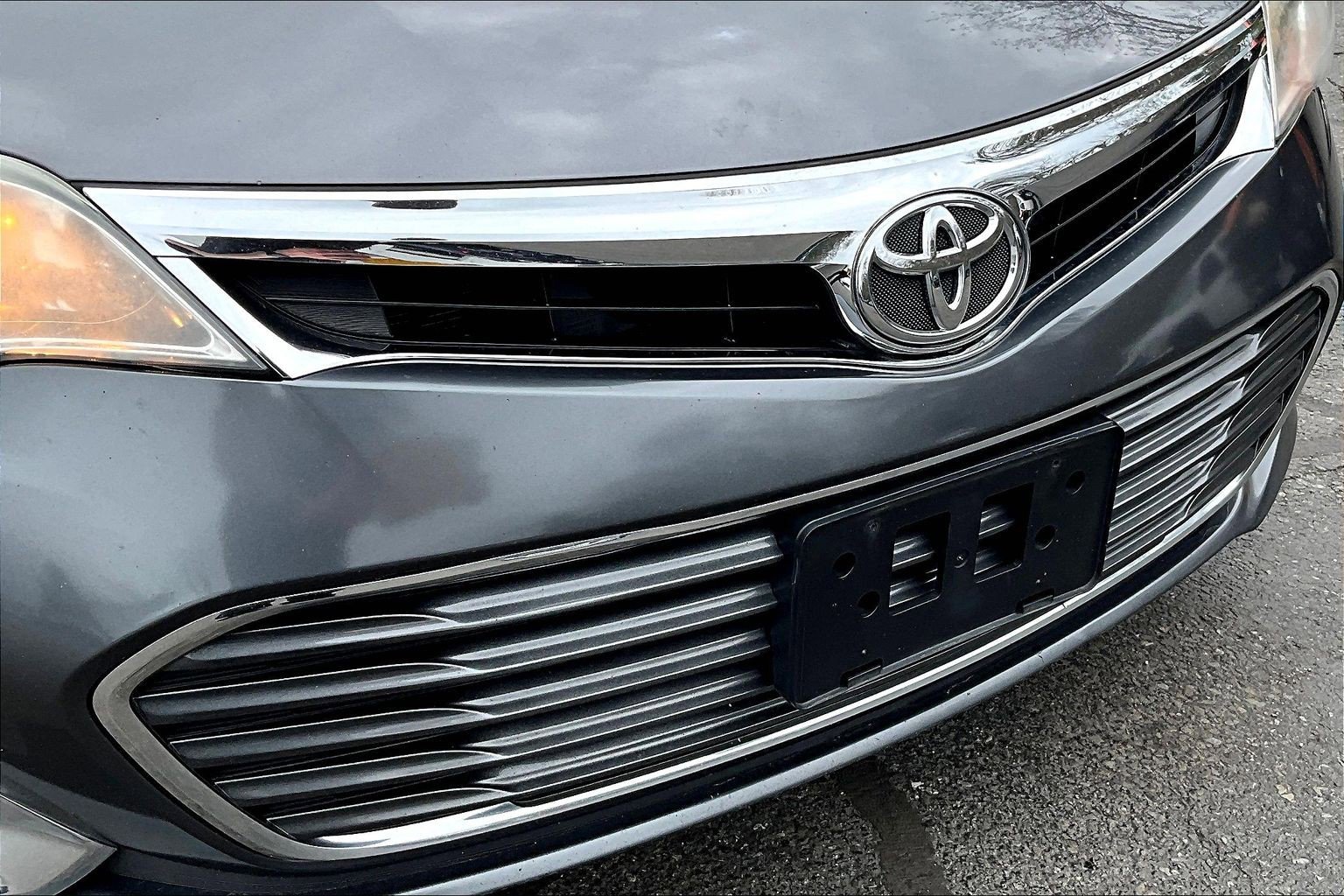 Used 2015 Toyota Avalon XLE image 23