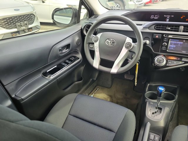 Used 2016 Toyota Prius C Two image 22