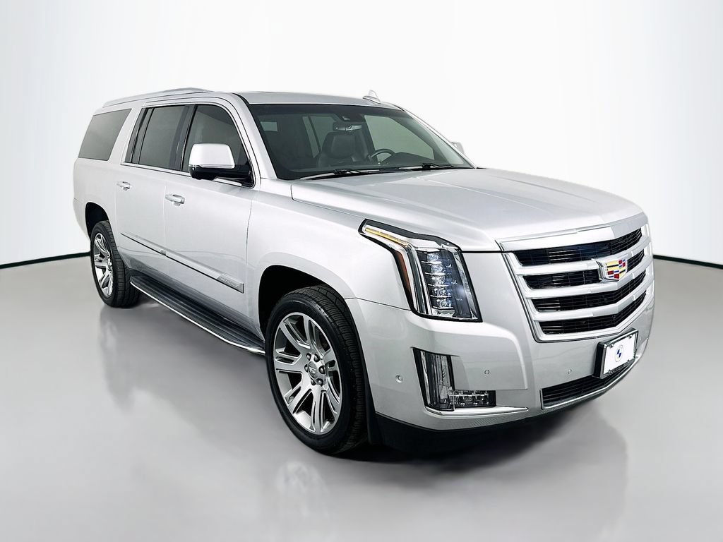Used 2017 Cadillac Escalade ESV Luxury AWD/4WD image 3