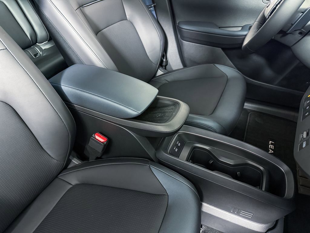 New 2026 Nissan Leaf SV+ w/ Illuminated Package image 24