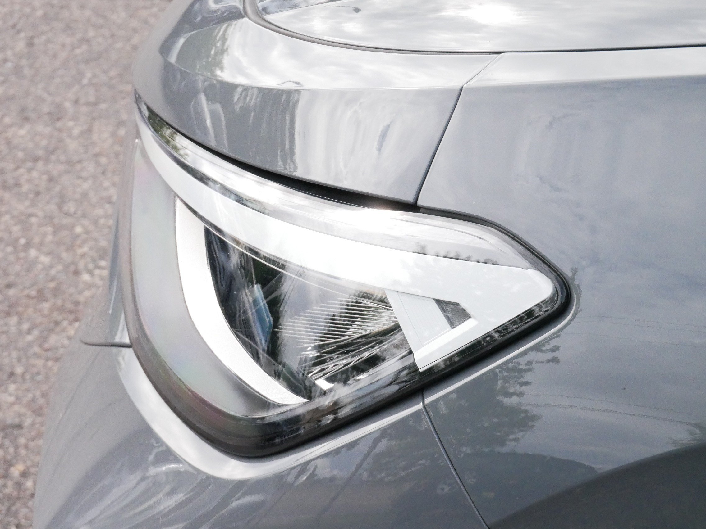 Certified 2023 Volkswagen ID.4 Pro AWD/4WD image 16