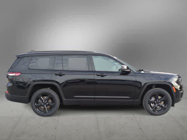 New 2025 Jeep Grand Cherokee L Limited w/ Luxury Tech Group II AWD/4WD image 9