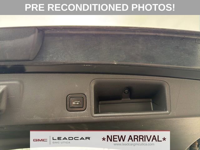 Used 2022 GMC Terrain SLE w/ Driver Convenience Package AWD/4WD image 15