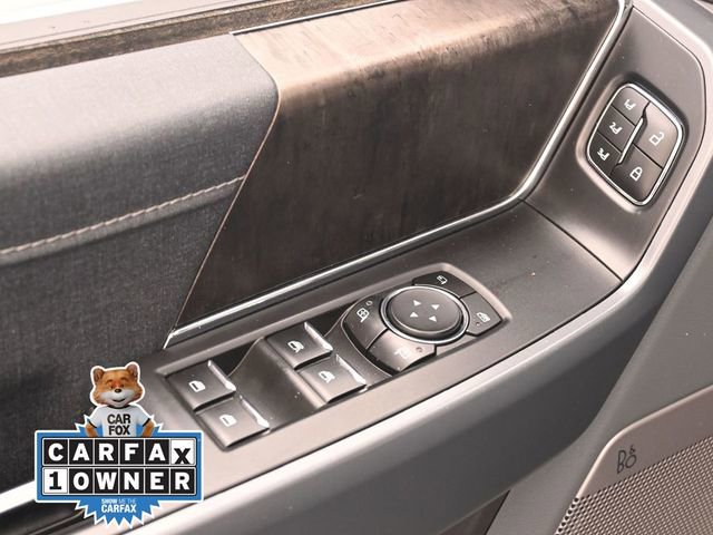 Used 2023 Ford F150 Lariat w/ Trailer Tow Package image 17