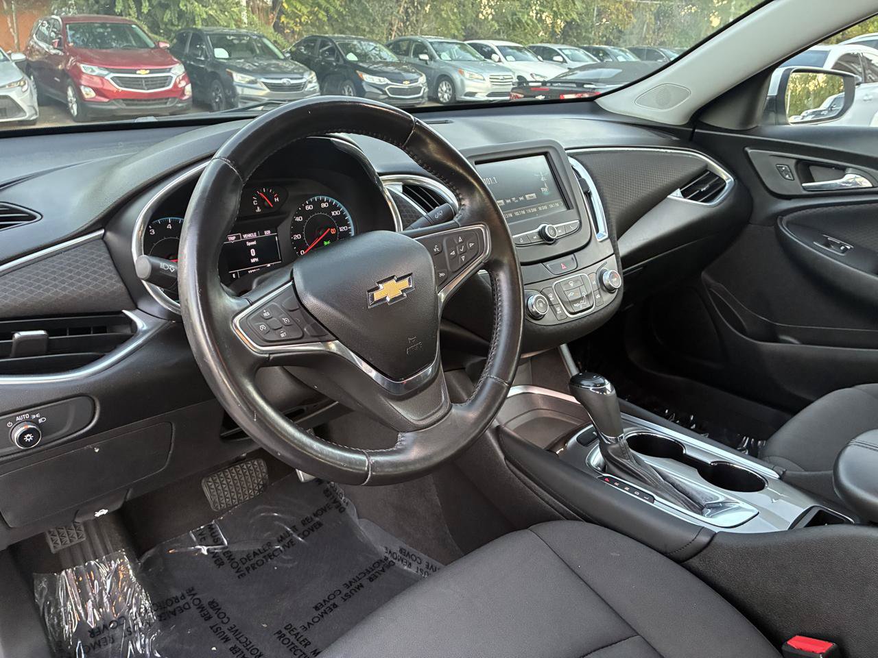 Used 2016 Chevrolet Malibu LT FWD image 14