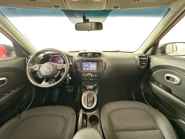 Used 2018 Kia Soul + FWD image 3