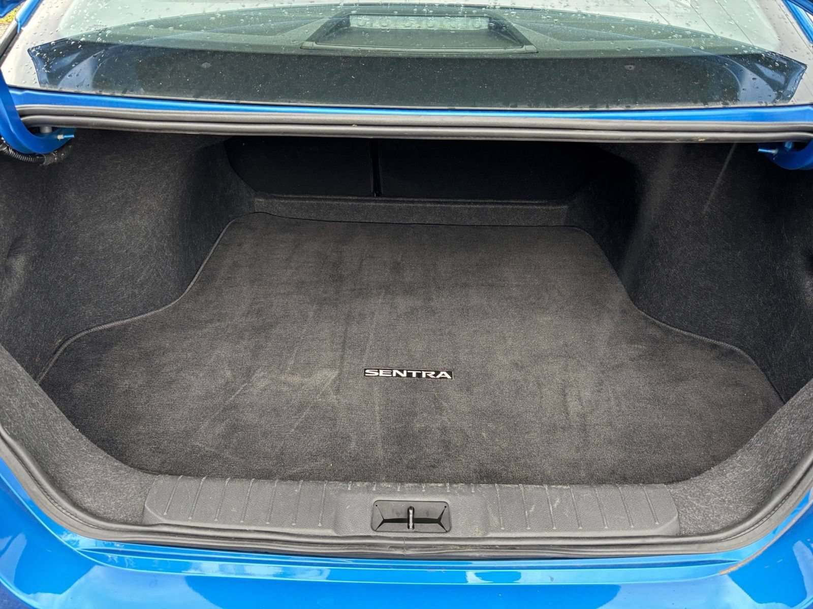 Used 2025 Nissan Sentra SV FWD image 26