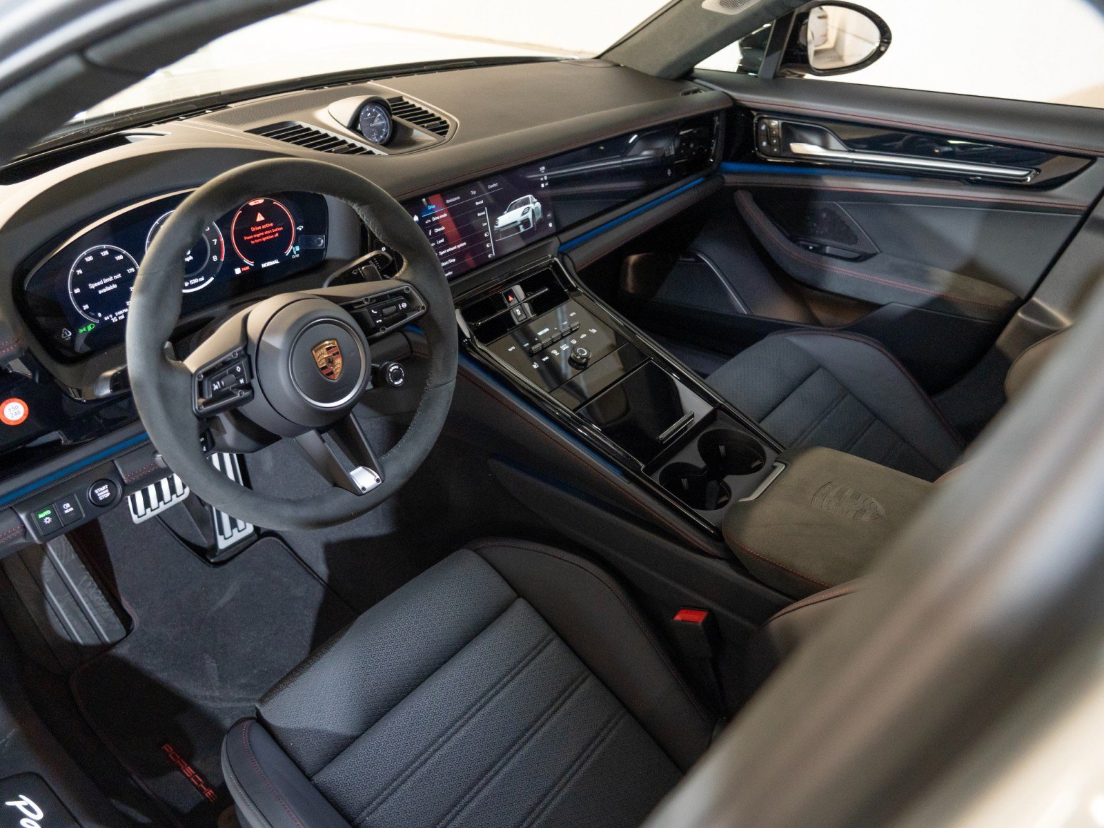 New 2026 Porsche Panamera GTS AWD/4WD image 4