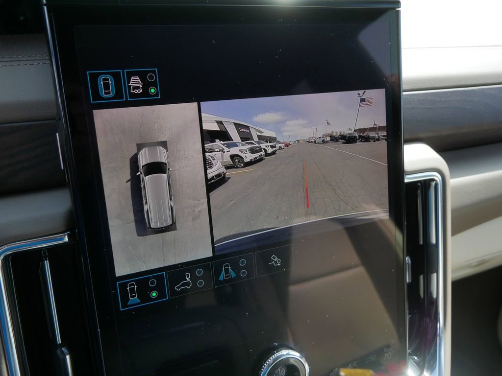 Used 2025 GMC Yukon XL Denali w/ LPO, Floor Liner Package AWD/4WD image 29