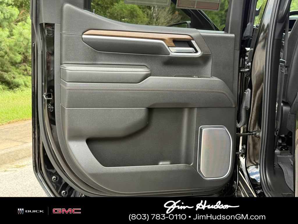 Certified 2025 Chevrolet Silverado 1500 High Country w/ High Country Premium Package AWD/4WD image 23
