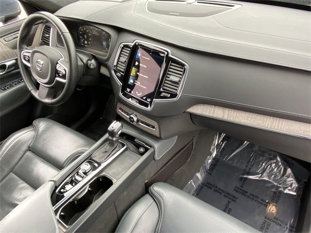 Used 2021 Volvo XC90 T6 Inscription w/ Lounge Package image 14