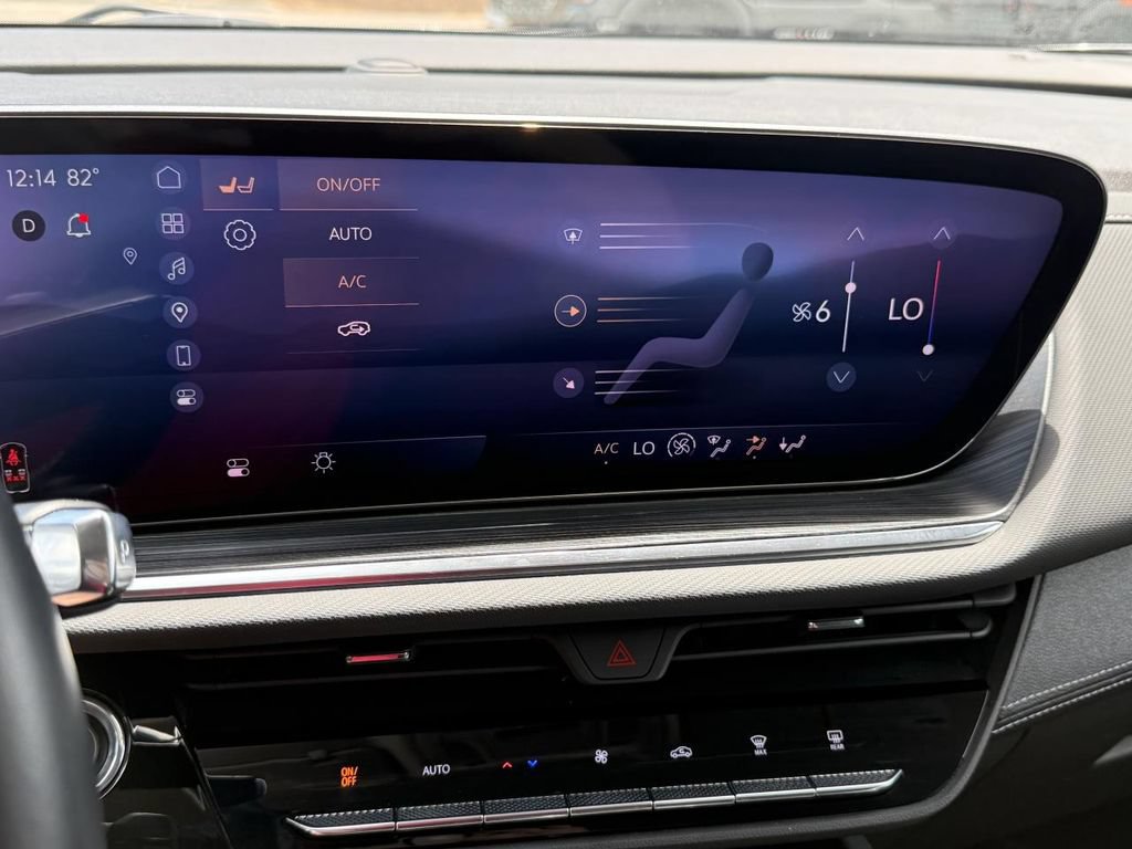 Used 2024 Buick Envision Preferred AWD/4WD image 21