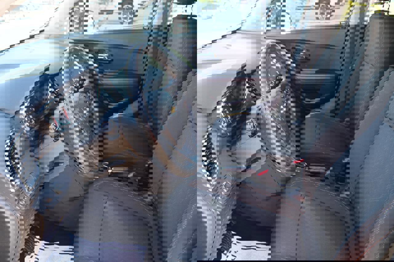 Used 2020 Chevrolet Trax LT image 22