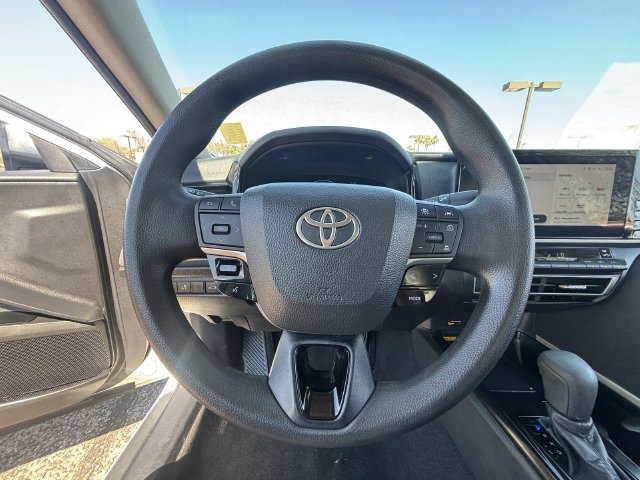 Used 2025 Toyota Camry LE FWD image 26