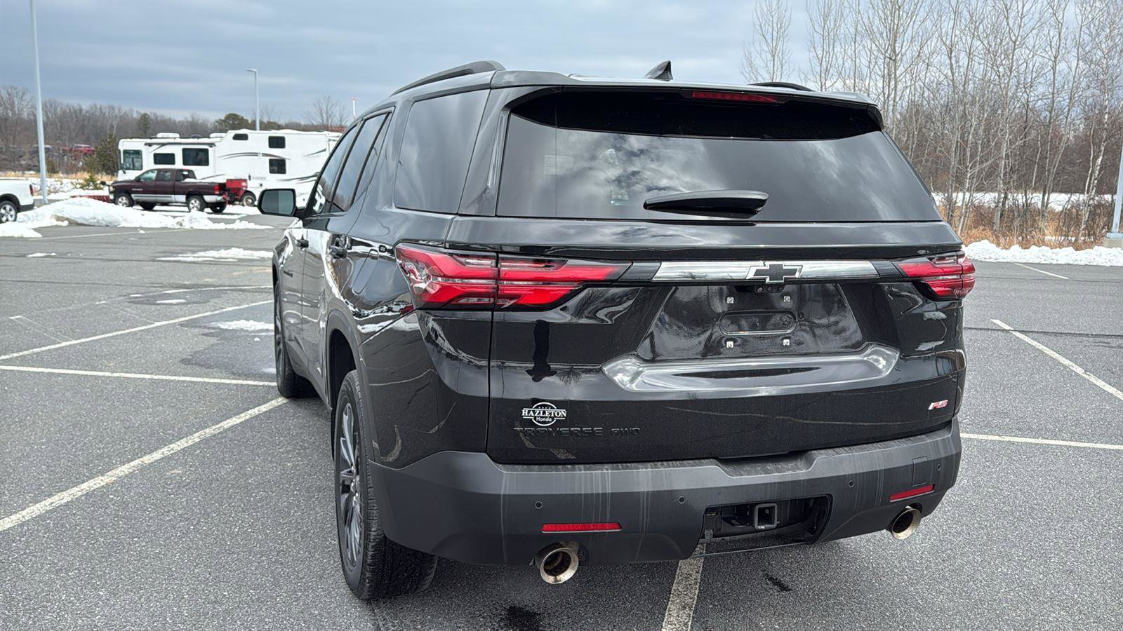 Used 2023 Chevrolet Traverse RS w/ LPO, Cargo Package image 8