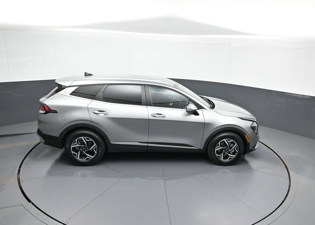 Certified 2025 Kia Sportage LX FWD image 35