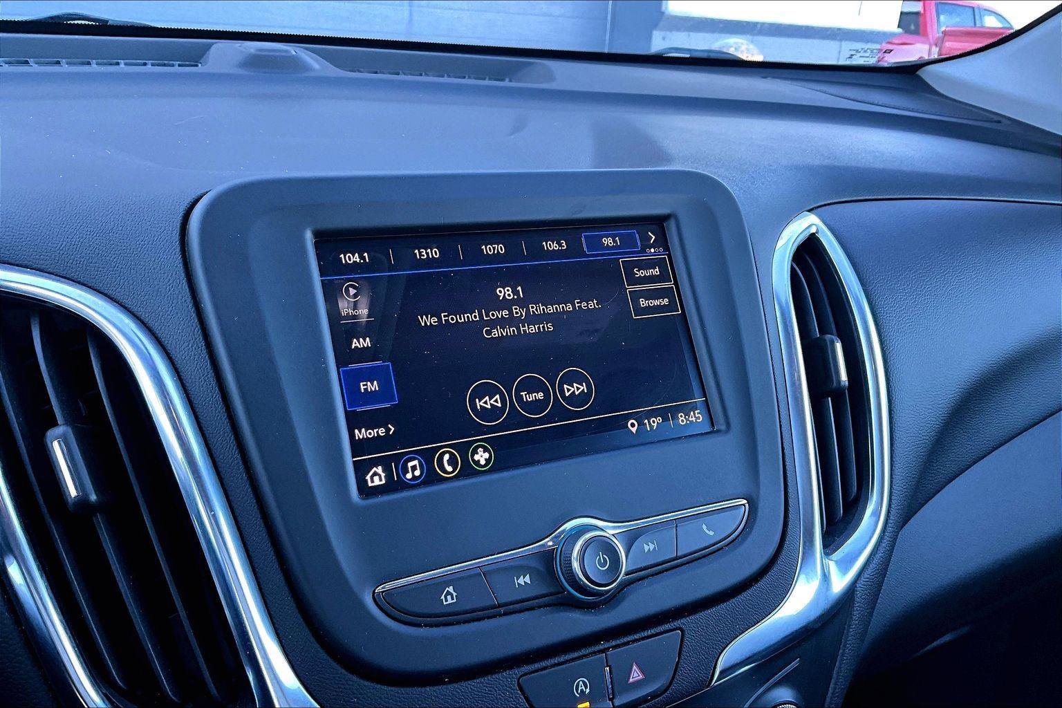 Used 2024 Chevrolet Equinox LT image 22