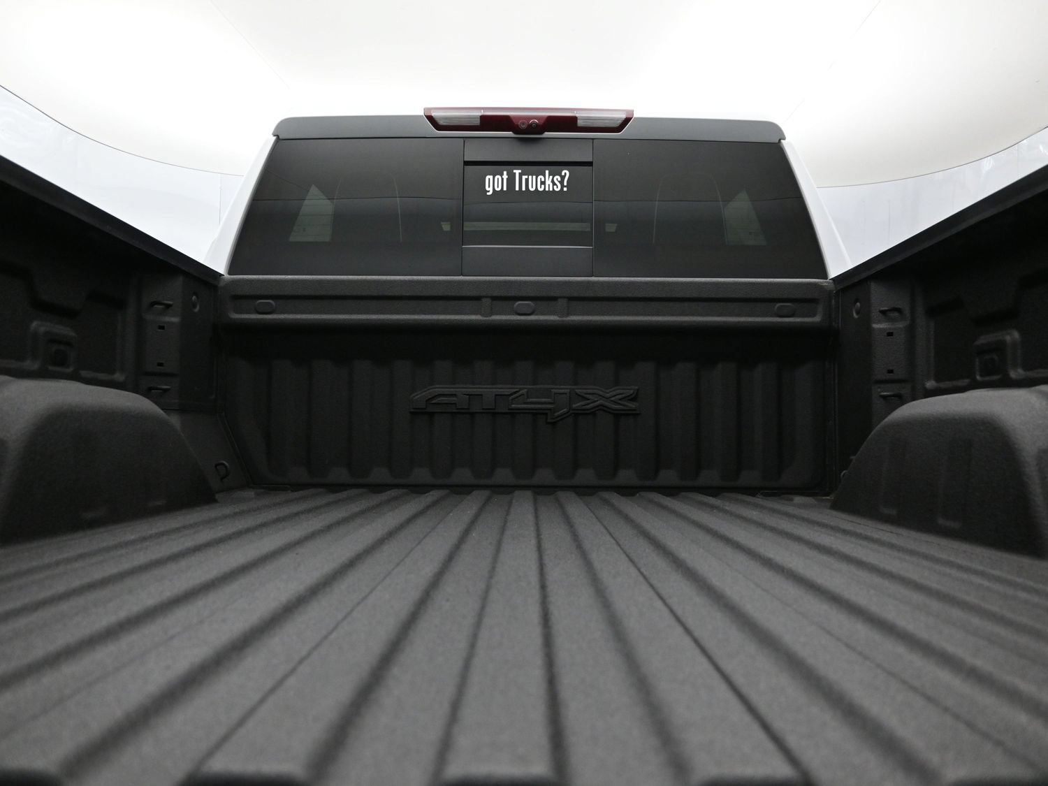 Used 2024 GMC Sierra 1500 AT4X AWD/4WD image 7