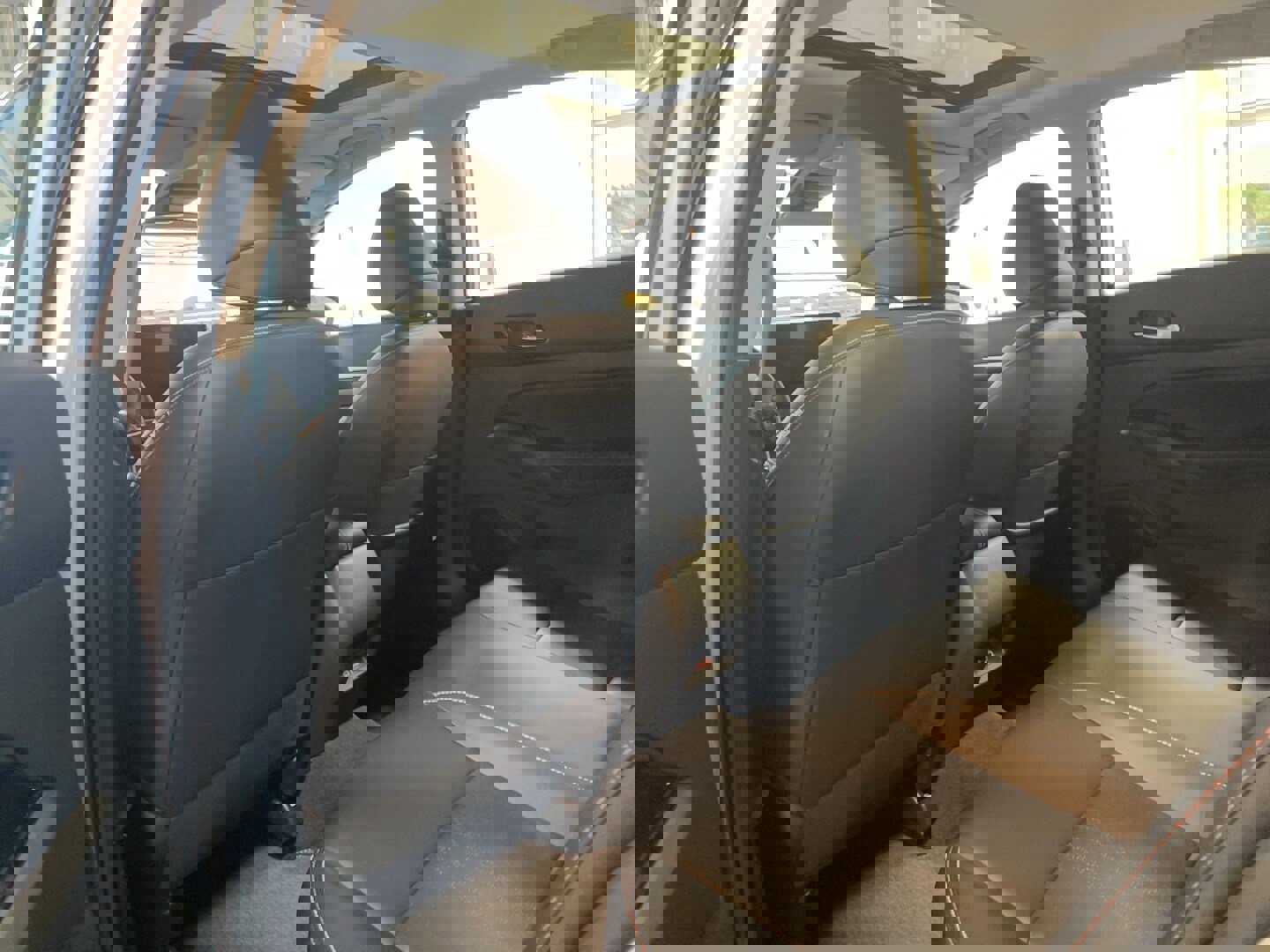 Used 2024 Nissan Altima 2.5 SR w/ SR Premium Package image 20