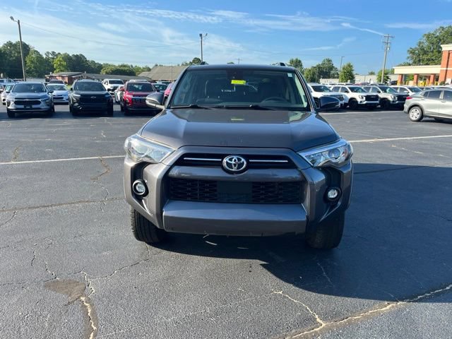 Used 2022 Toyota 4Runner SR5 Premium w/ Moonroof Package RWD image 36