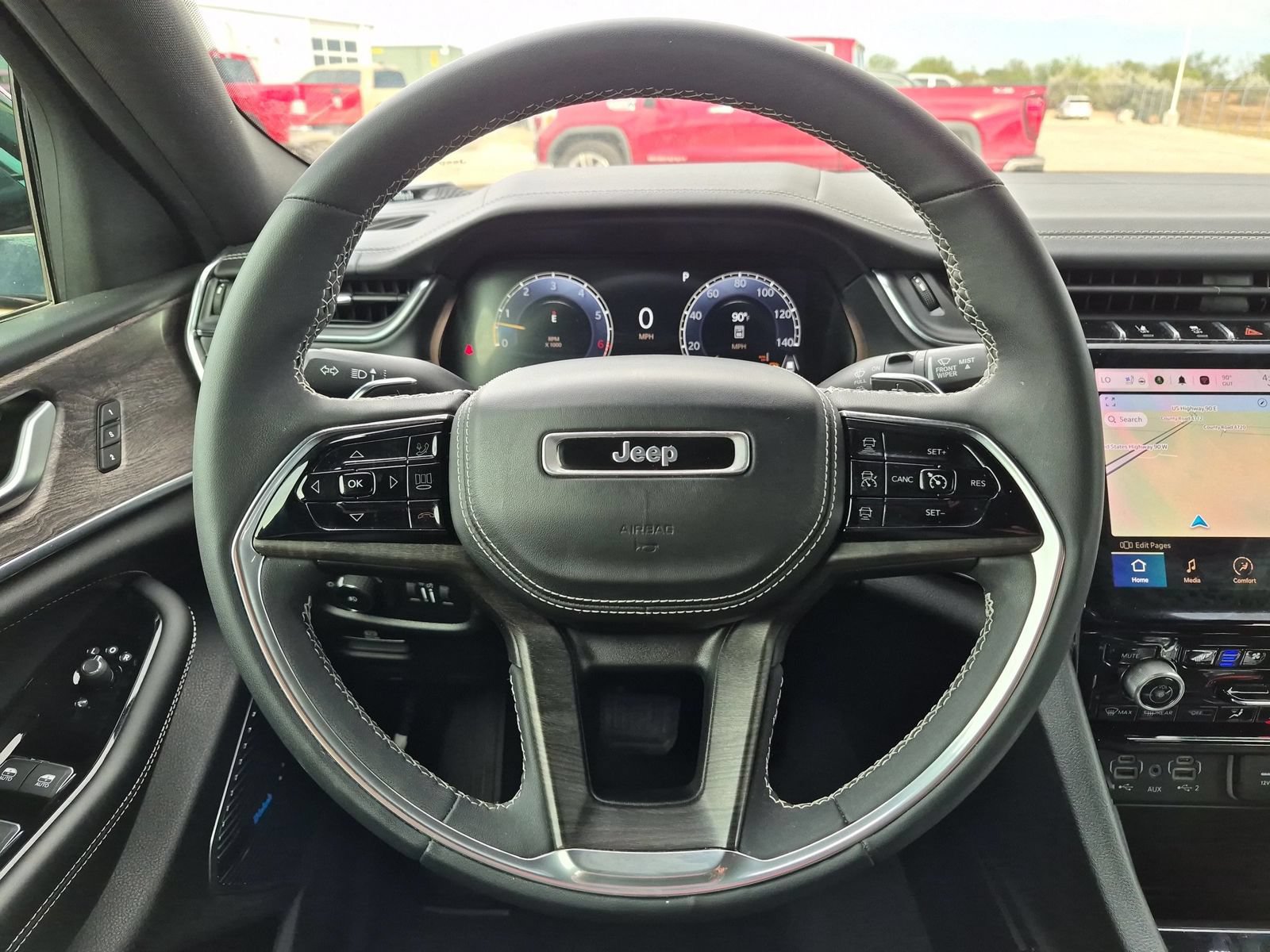 Used 2023 Jeep Grand Cherokee L Overland AWD/4WD image 13