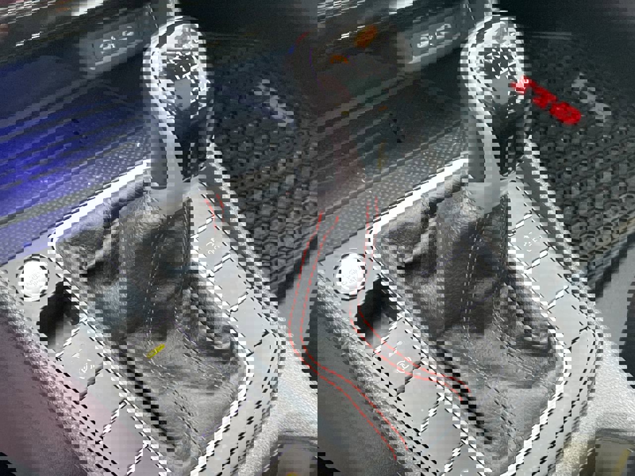 Used 2025 Volkswagen Jetta GLI Autobahn image 35